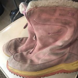 Winter pink Columbia boots